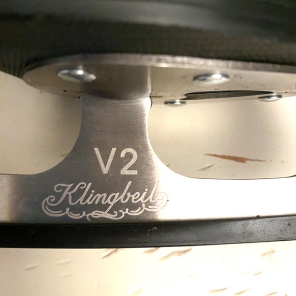 Klingbeil Ladies Figure Skates - Sasha Cohen Autographed - Ladies size 6.5- NEW! - Picture 7 of 11